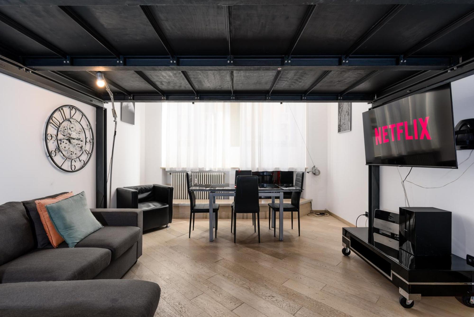 Moderno Loft A 150Mt Dalla Metro "Bernini" ตูริน ภายนอก รูปภาพ